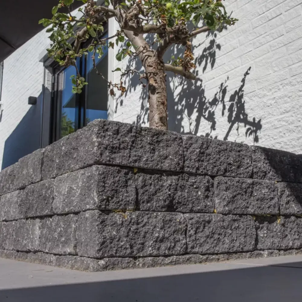 Wallblock Tumble 12x12x30 cm antraciet 