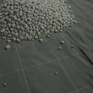 Anti Worteldoek 100 gr. zwart rol 210 cm breed