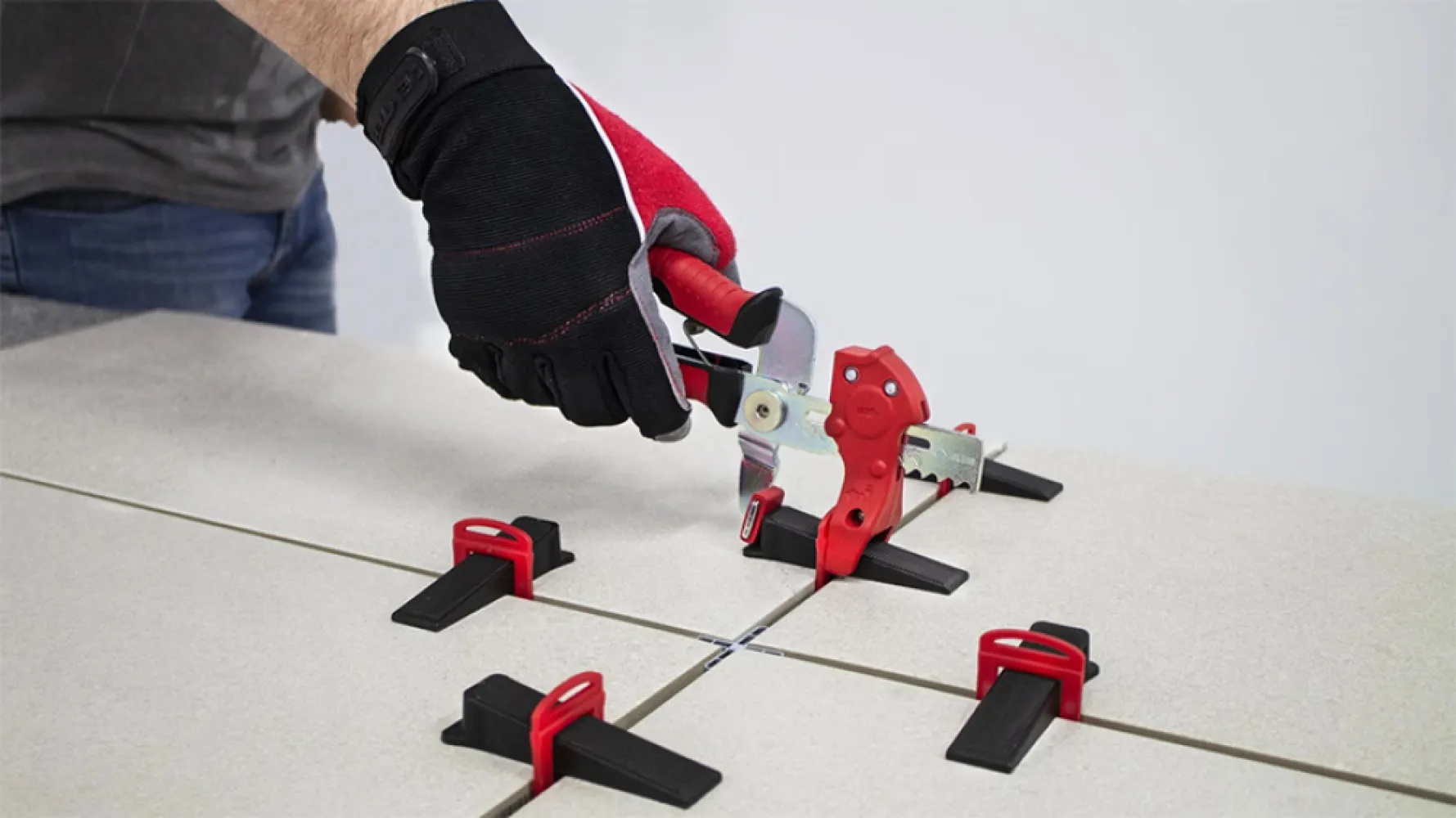 6 essentiële tips voor het leggen van grootformaat tegels