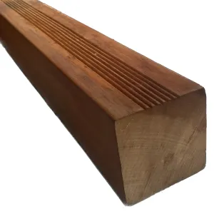 Hardhouten paal 65x65 mm L= 2700 mm geschaafd gepunt