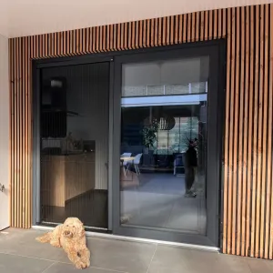 Douglas triple profiel 25x140 mm geschaafd zwart gespoten