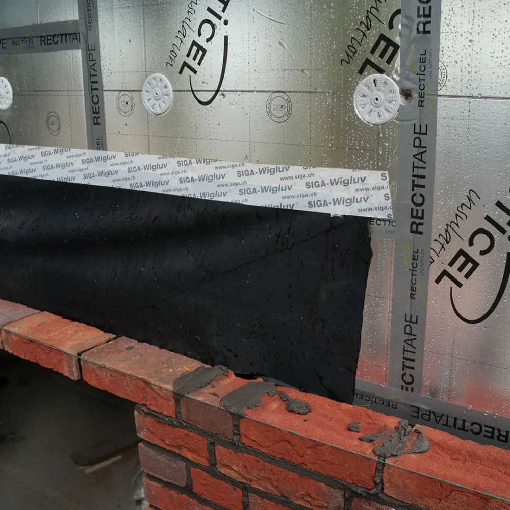 EPDM strook zelfklevend op rol 20 meter