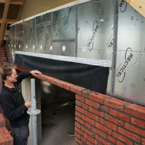 EPDM strook zelfklevend op rol 20 meter