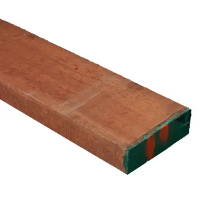 Meranti 46x310 mm ruw